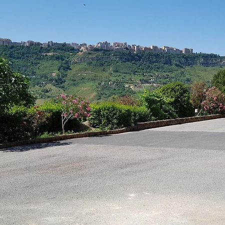 B&B - Affittacamere Da Pietro - إينّا المظهر الخارجي الصورة